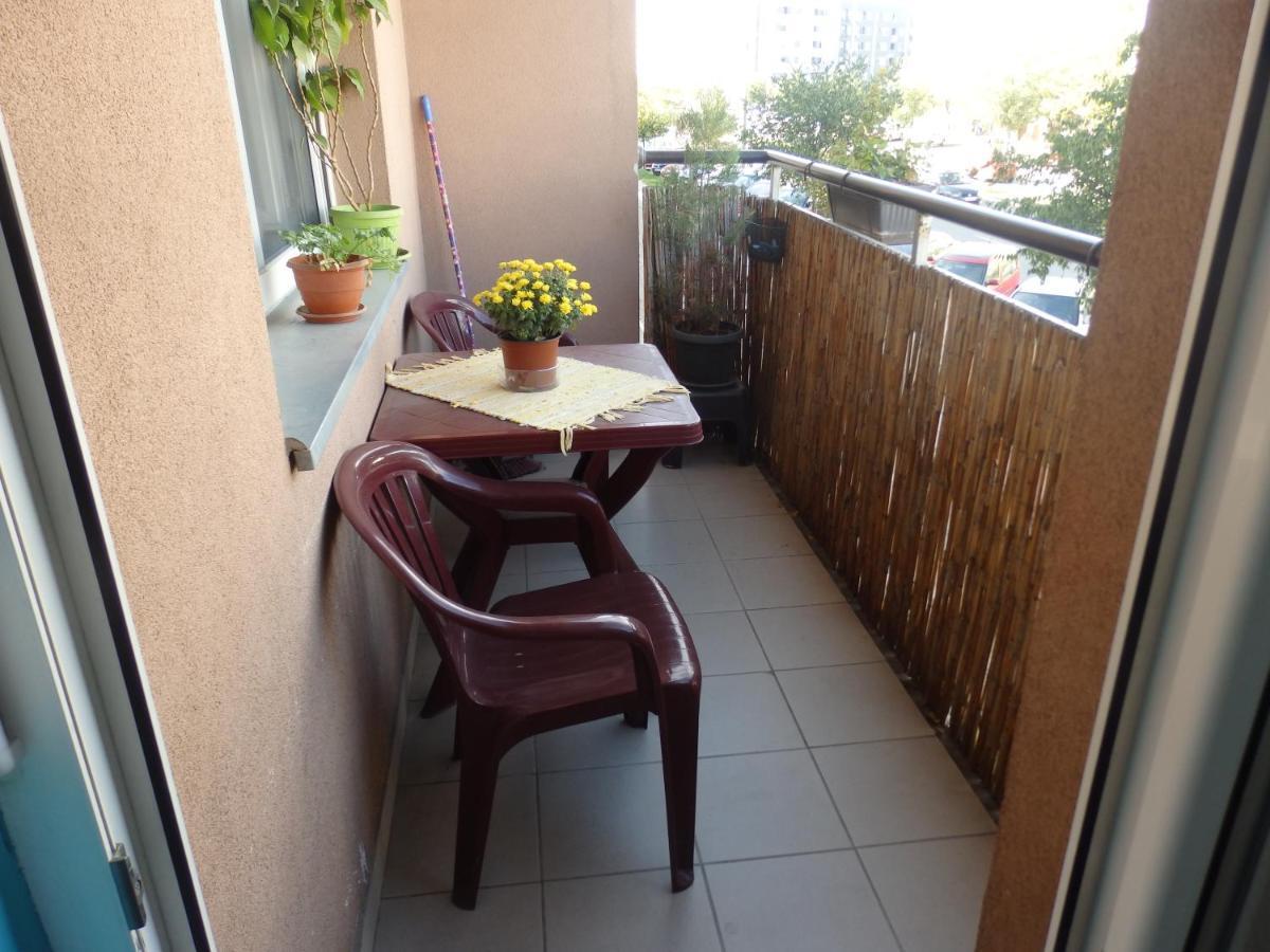 Apartment Erika 2 Novi Sad Exteriör bild