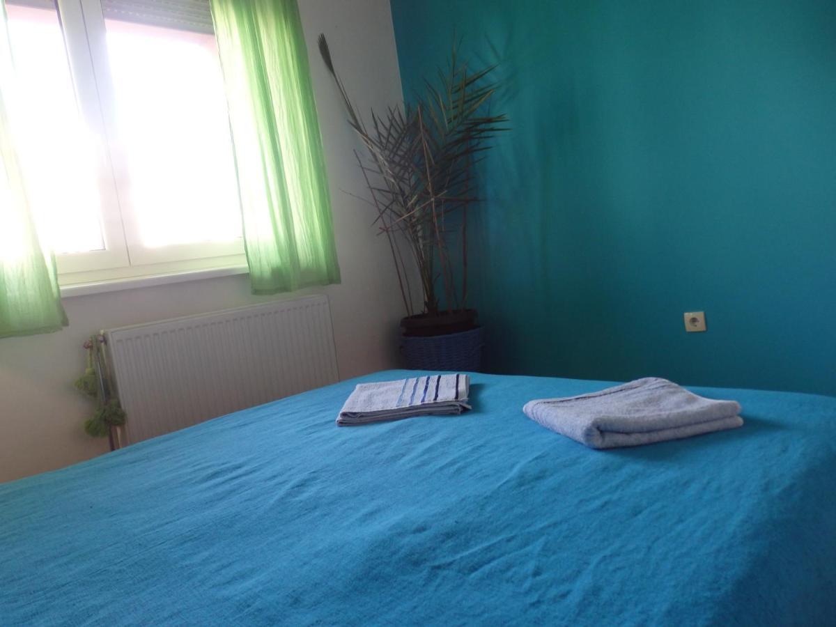 Apartment Erika 2 Novi Sad Exteriör bild