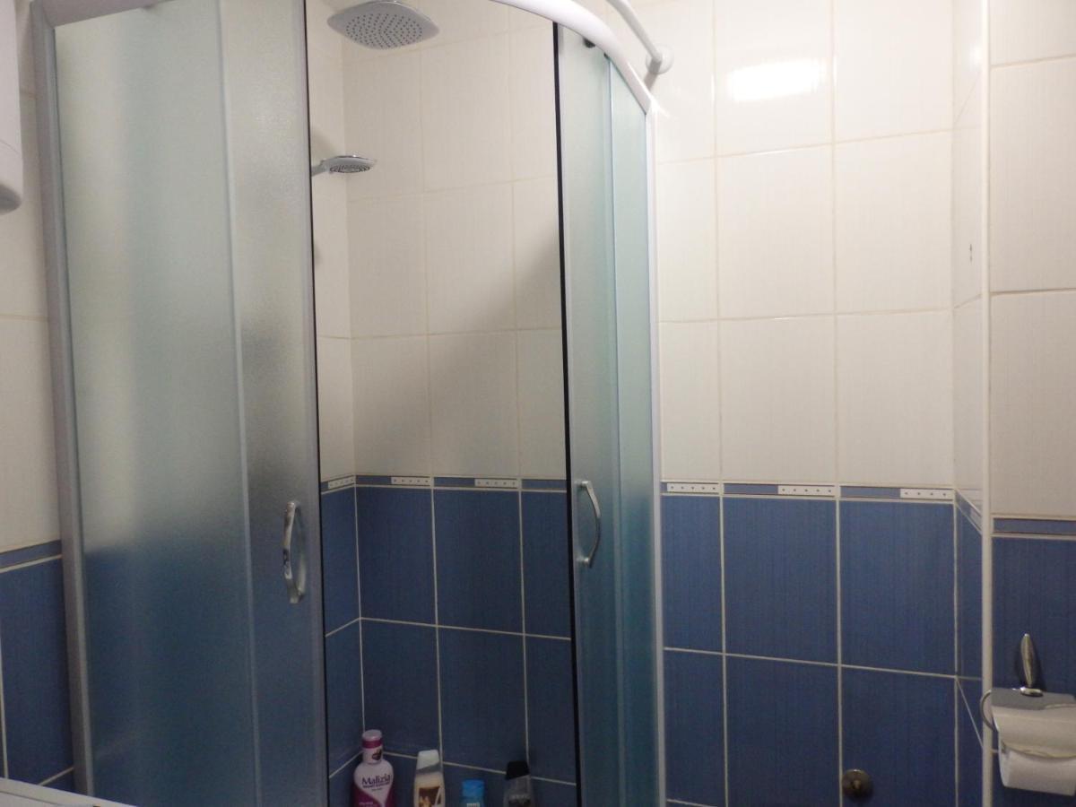 Apartment Erika 2 Novi Sad Exteriör bild